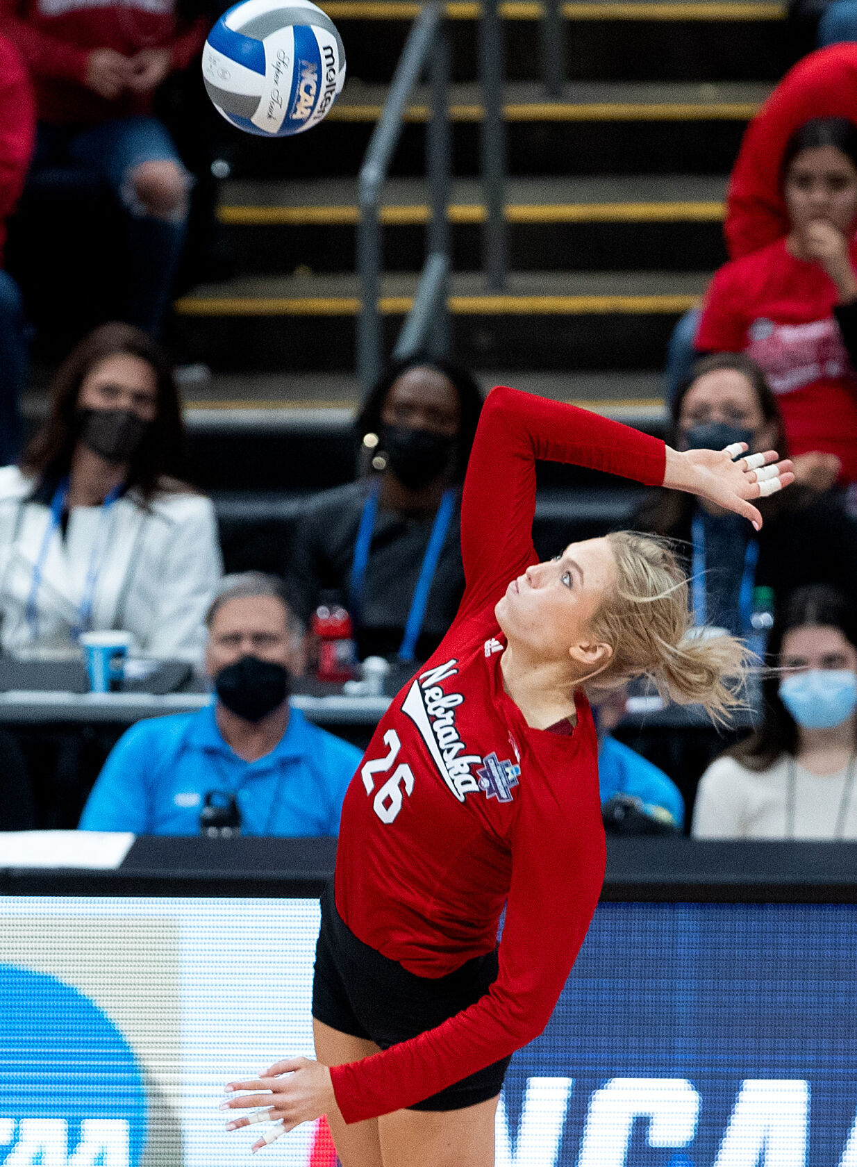 121921-owh-spo-nuvolley51.jpg